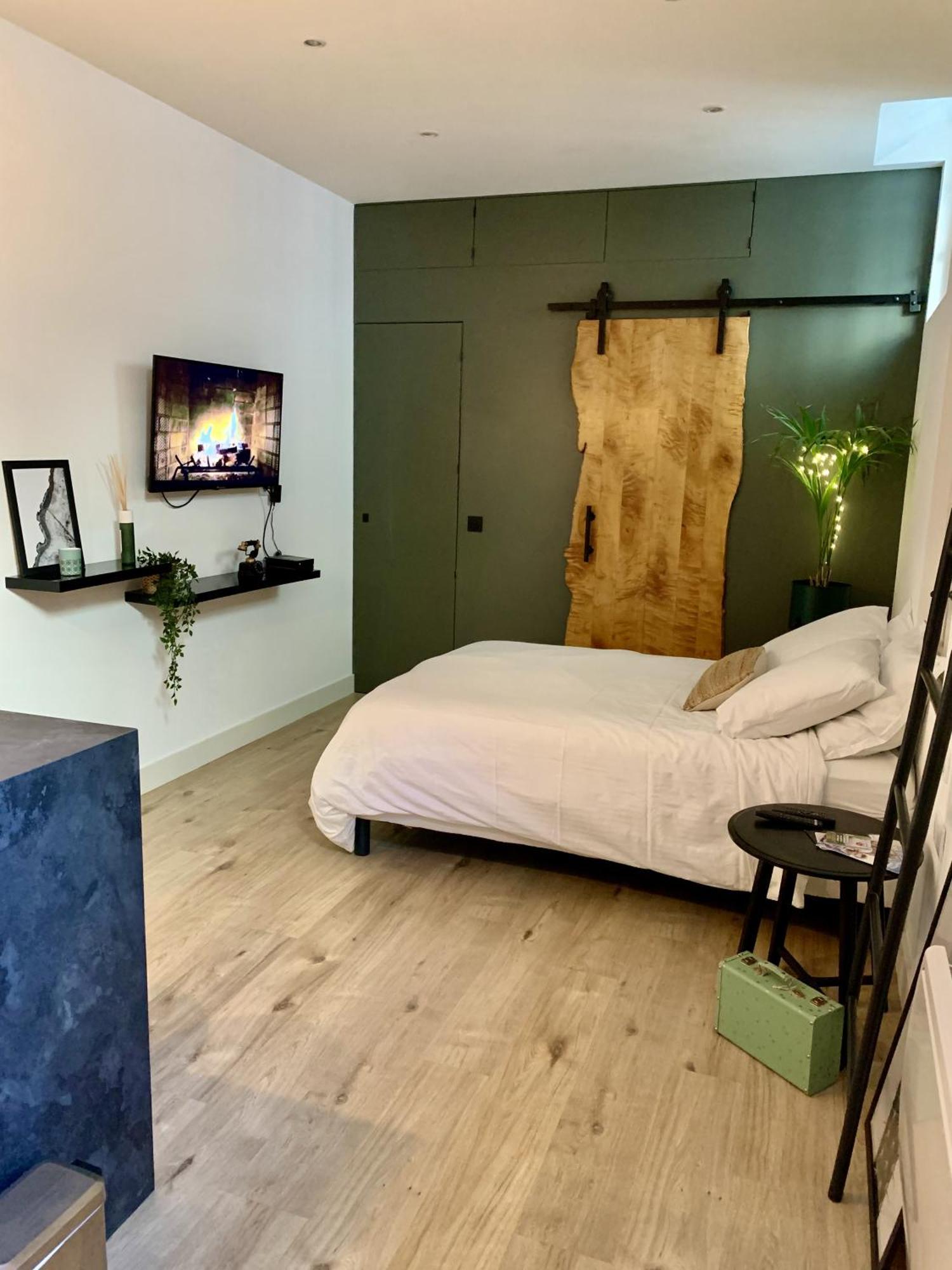 Tres Jolie Studio Hyper Centre Труа Экстерьер фото